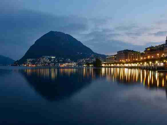 Modern flat 4 ½ rooms in Lugano centre