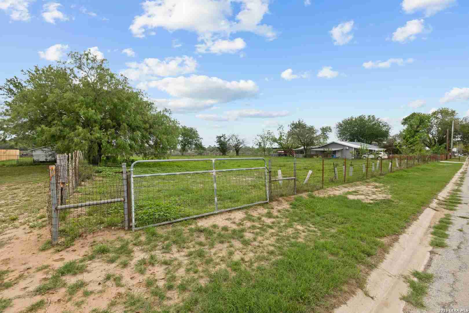 Rare Texas Development Tract -11.4 Acres, City Water/Sewer/Electric, Subdivision